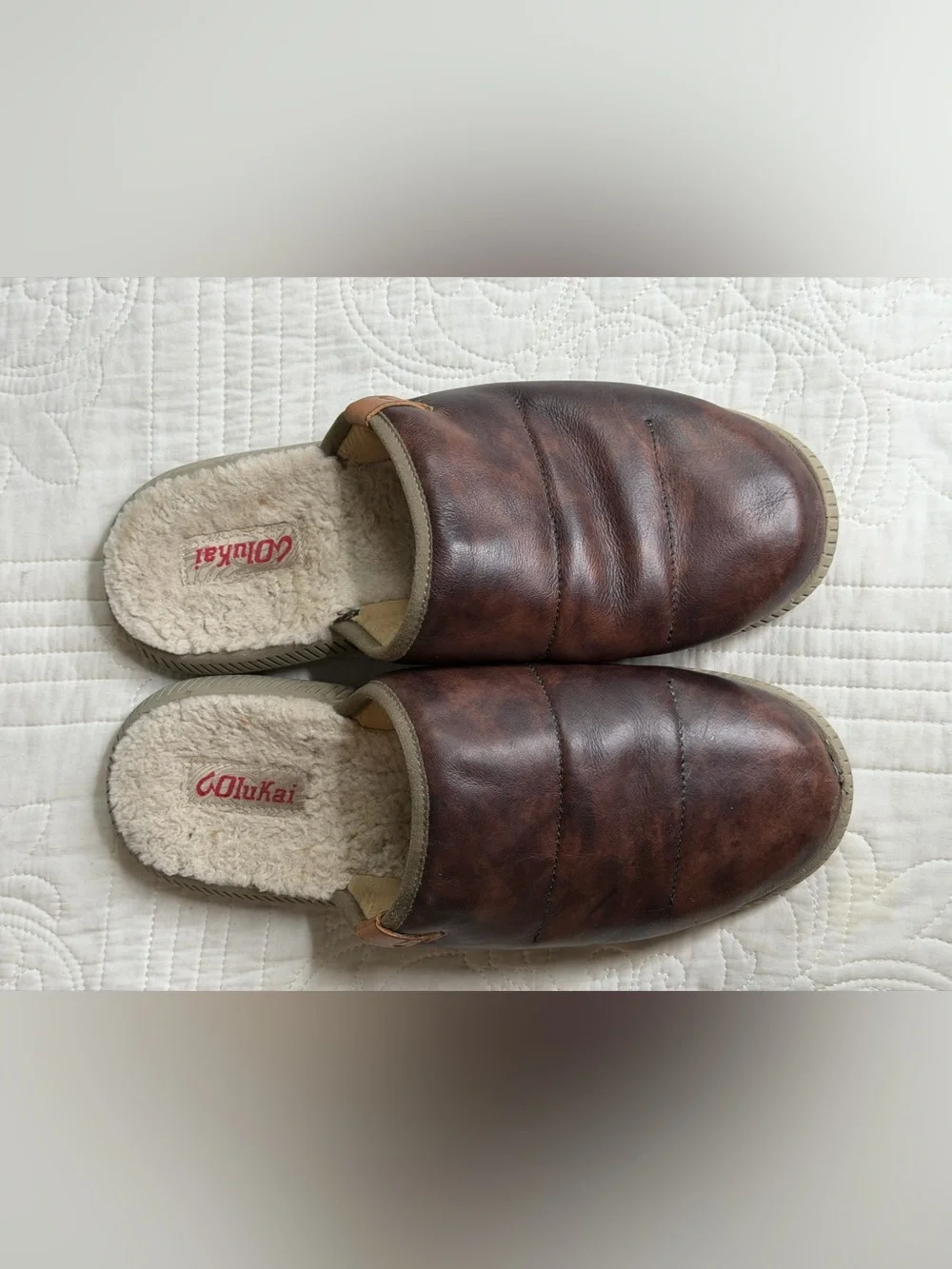 OLUKAI MUA'ILI Mens Sz 9 Dark Wood Silt Leather Slip On Shearling Mule Slippers